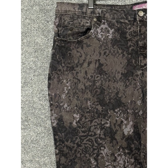 Gloria Vanderbilt Amanda Jeans Womens 20W Black Floral Print Straight Leg Pants - Picture 3 of 8